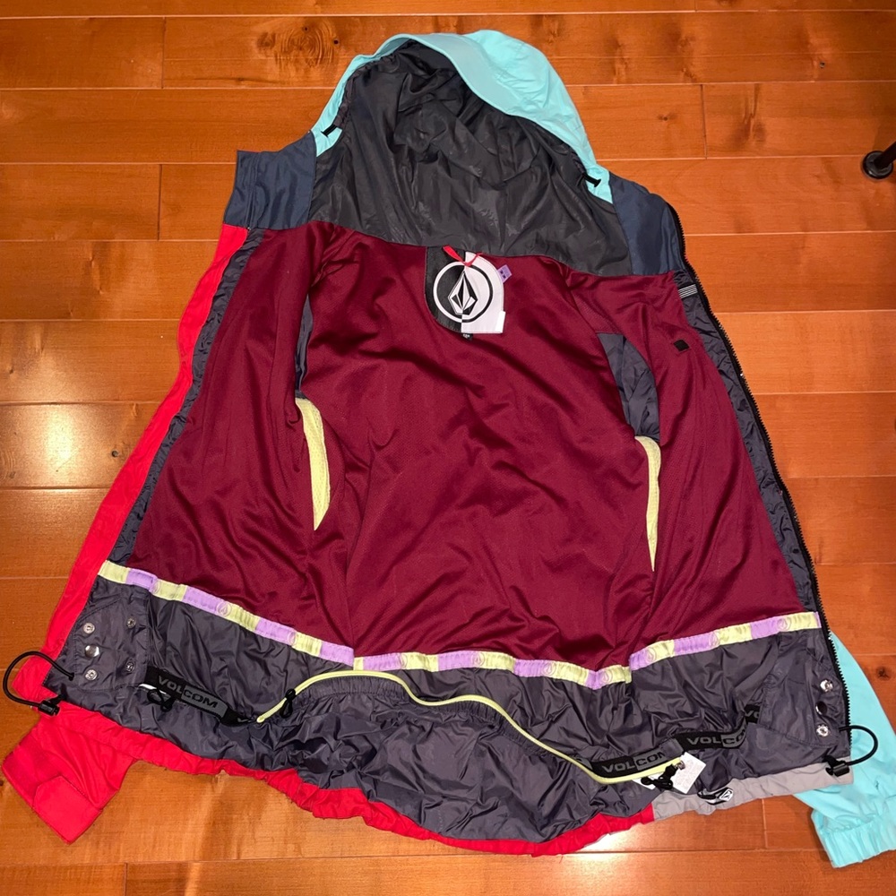 Winter/Snow Jacket - Picture 4 of 6